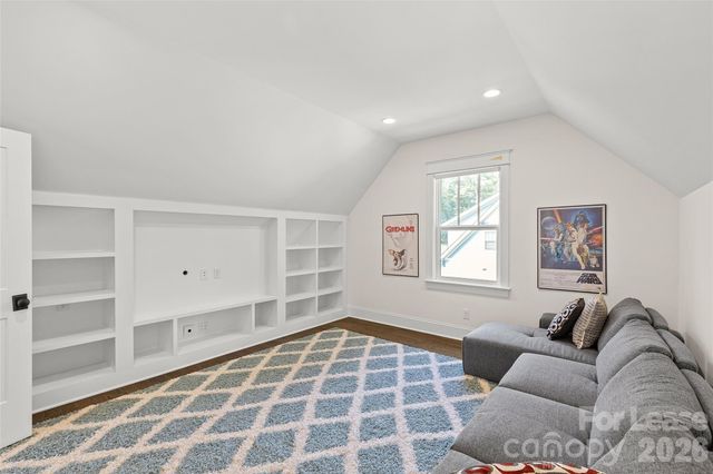 2520 Laburnum Avenue, Charlotte, NC 28205