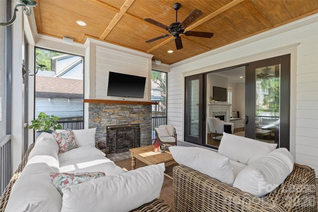 2520 Laburnum Avenue, Charlotte, NC 28205