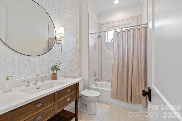 2520 Laburnum Avenue, Charlotte, NC 28205