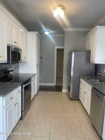 2704 Millhaven Court W, Wilson, NC 27893