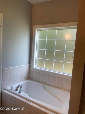 2704 Millhaven Court W, Wilson, NC 27893
