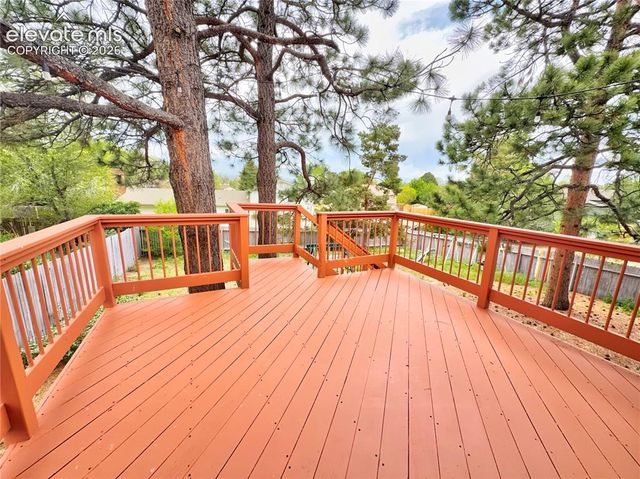 6530 Brook Park Drive, Colorado Springs, CO 80918