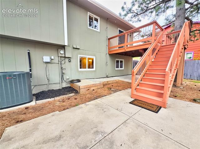 6530 Brook Park Drive, Colorado Springs, CO 80918