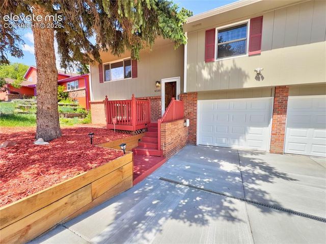 6530 Brook Park Drive, Colorado Springs, CO 80918