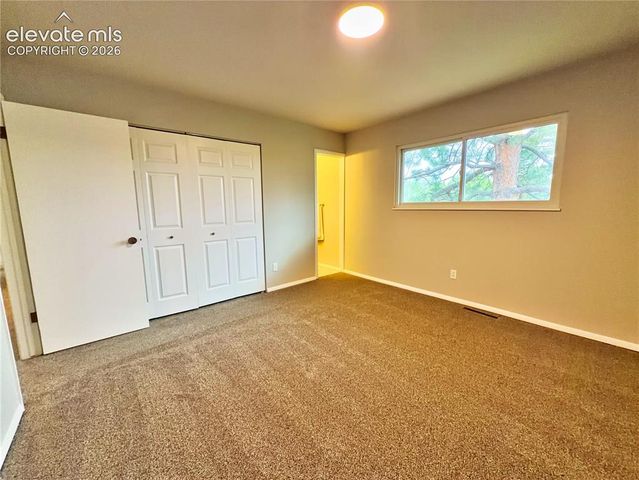 6530 Brook Park Drive, Colorado Springs, CO 80918