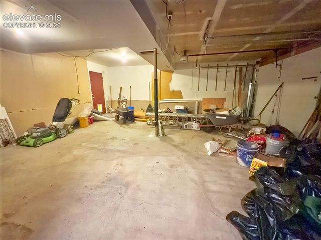 6530 Brook Park Drive, Colorado Springs, CO 80918