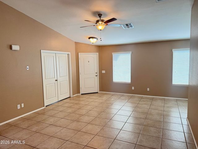 28866 N Coal Avenue, San Tan Valley, AZ 85143
