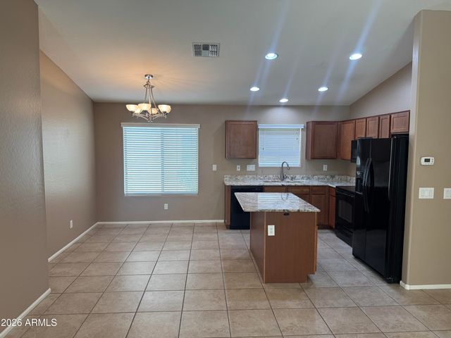 28866 N Coal Avenue, San Tan Valley, AZ 85143