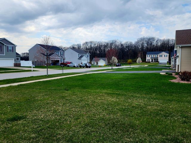 7626 E 121st Avenue, Winfield, IN 46307