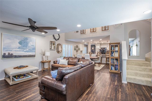 135 Pleasant Grove Lane, Waco, TX 76712