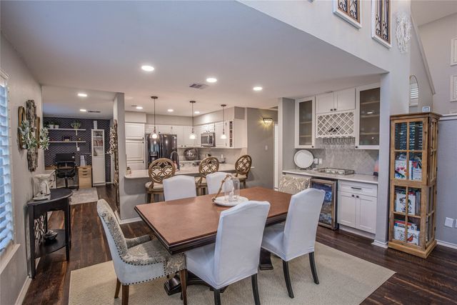 135 Pleasant Grove Lane, Waco, TX 76712