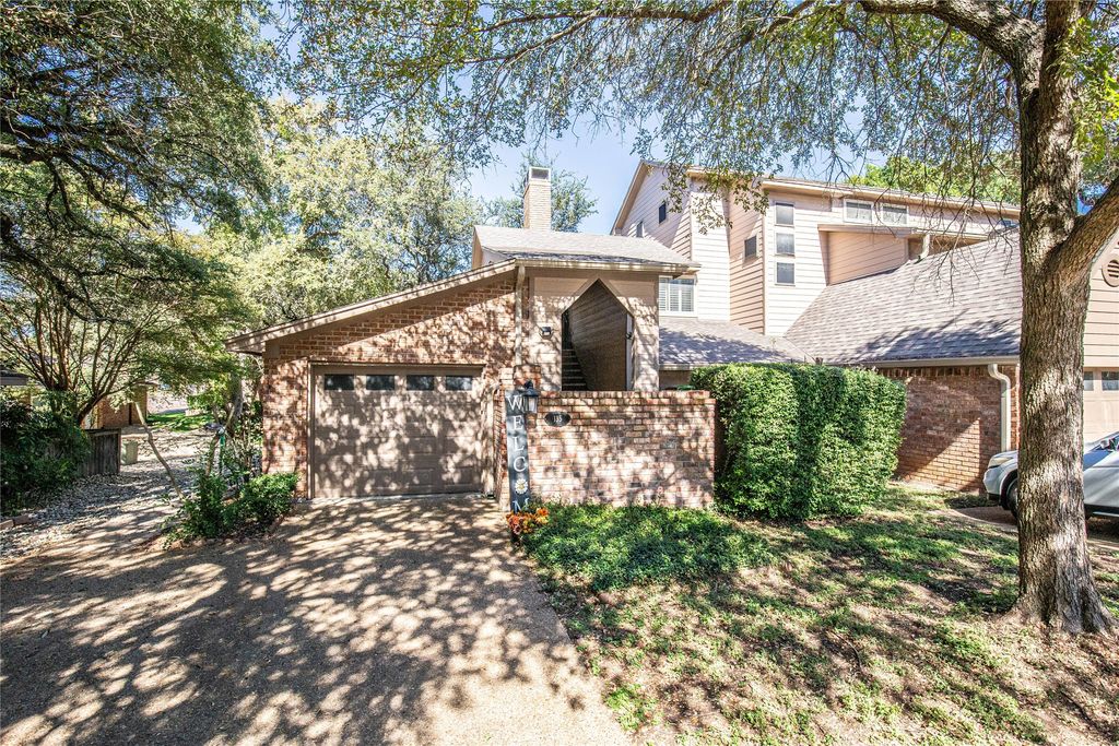 135 Pleasant Grove Lane, Waco, TX 76712