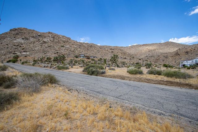 8021 Wesley Road, Joshua Tree, CA 92252