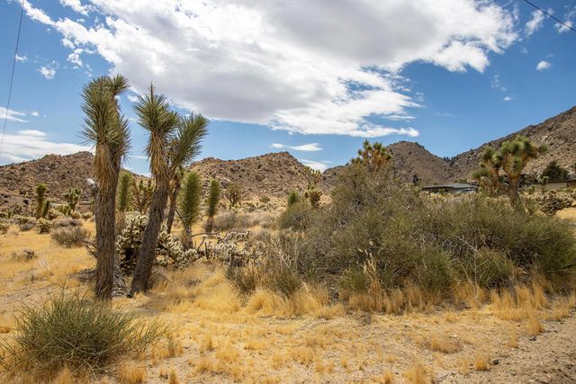 8021 Wesley Road, Joshua Tree, CA 92252
