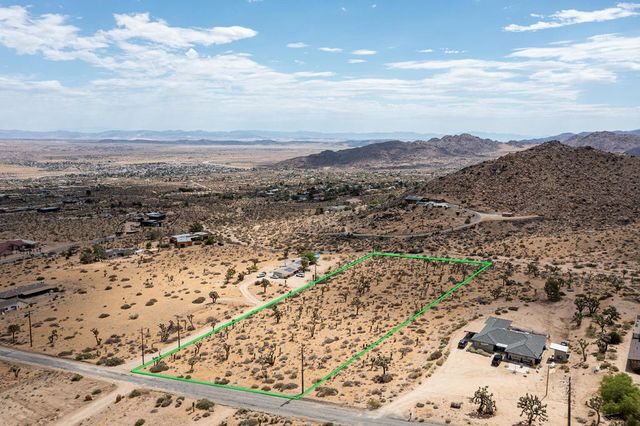 8021 Wesley Road, Joshua Tree, CA 92252