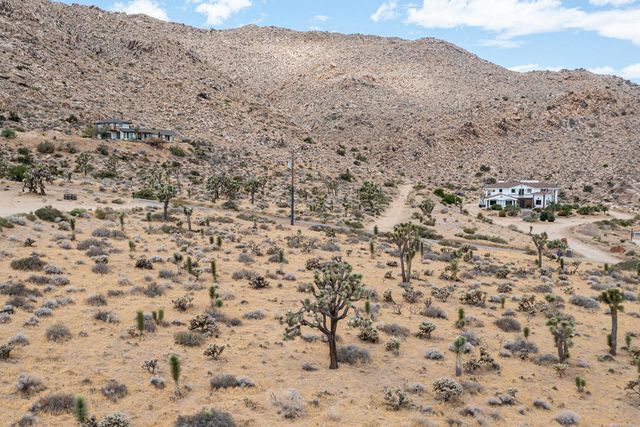 8021 Wesley Road, Joshua Tree, CA 92252