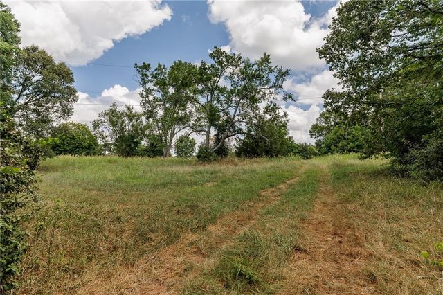 6070 Old Jefferson Road, Athens, GA 30607