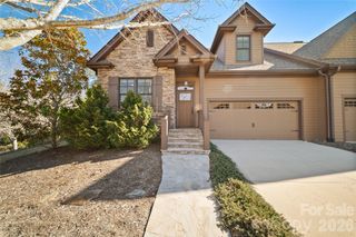 2 Meadow Vista Court, Asheville, NC 28803