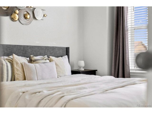 6578 Westcliff Dr, Frederick, CO 80516