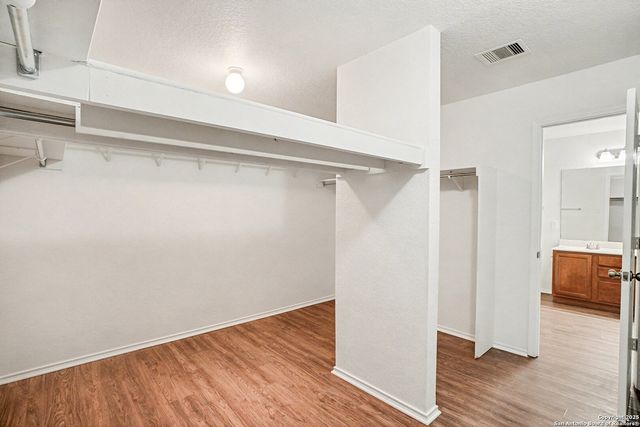 14707 Boltmore, San Antonio, TX 78247