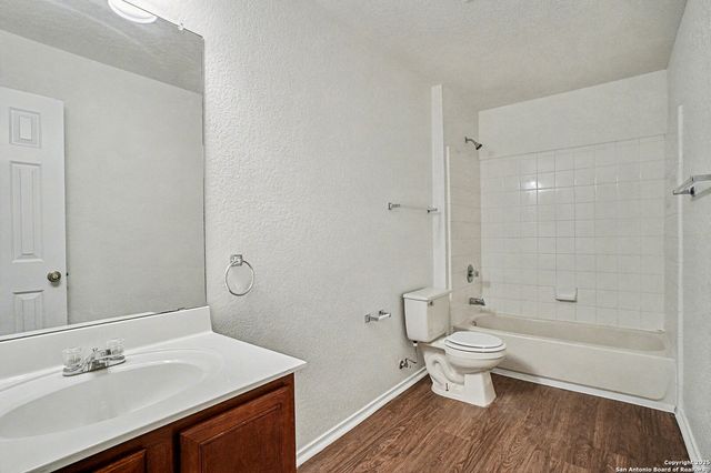 14707 Boltmore, San Antonio, TX 78247