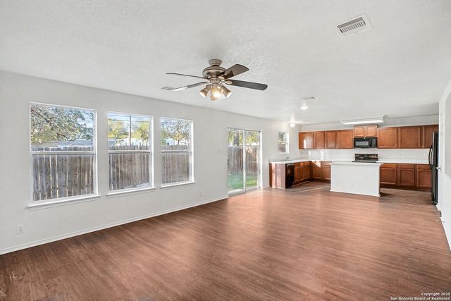 14707 Boltmore, San Antonio, TX 78247