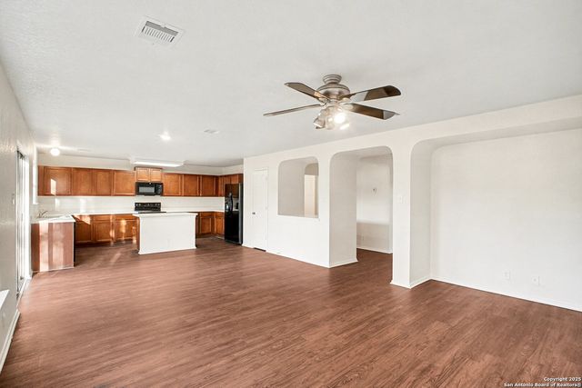 14707 Boltmore, San Antonio, TX 78247