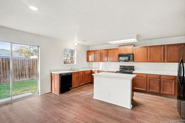 14707 Boltmore, San Antonio, TX 78247