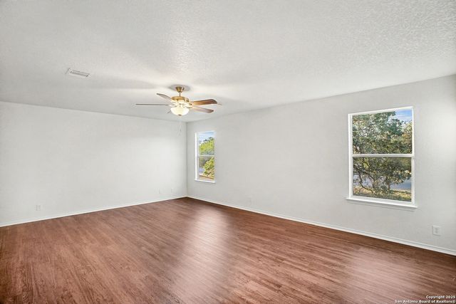 14707 Boltmore, San Antonio, TX 78247