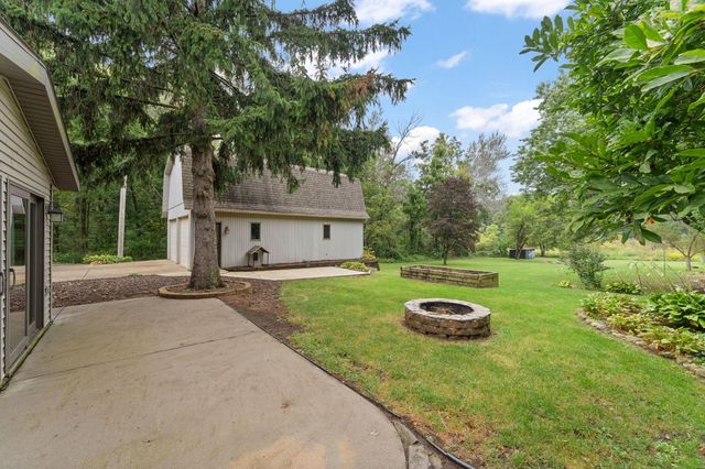 723 W 100 S, Hebron, IN 46341