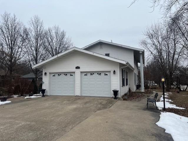 1205 W Park Avenue, Savannah, MO 64485