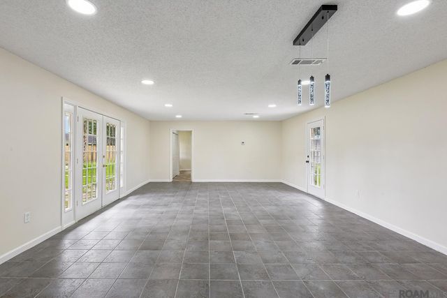9888 Grand Teton Ave, Baton Rouge, LA 70816