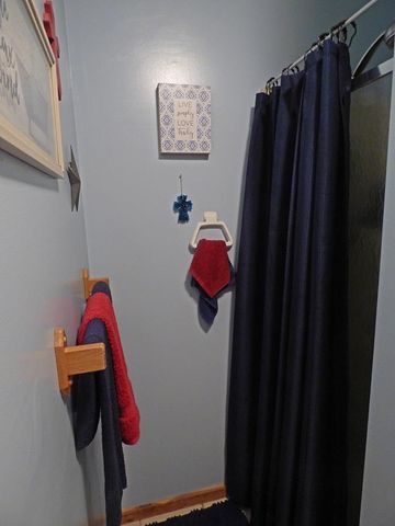 246 E Lakeshore Drive, Cherokee Village, AR 72529