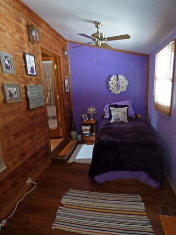 246 E Lakeshore Drive, Cherokee Village, AR 72529