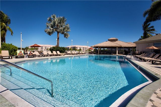 9160 Southmont CV 110, Fort Myers, FL 33908