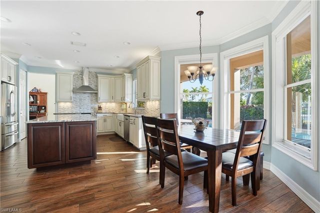 1870 Ivory Cane PT, Naples, FL 34119