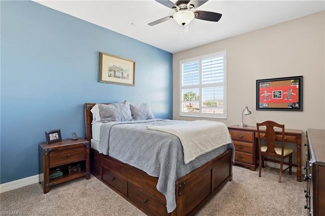 1870 Ivory Cane PT, Naples, FL 34119