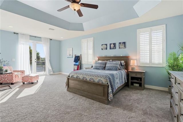 1870 Ivory Cane PT, Naples, FL 34119