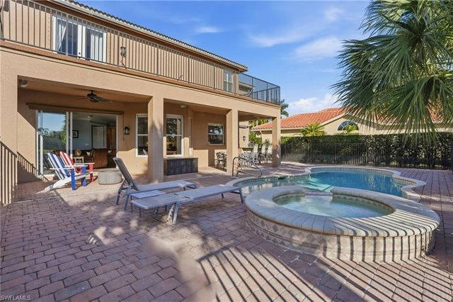 1870 Ivory Cane PT, Naples, FL 34119