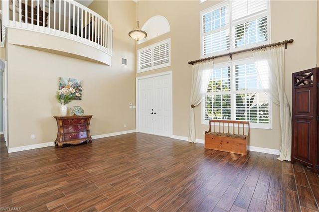1870 Ivory Cane PT, Naples, FL 34119