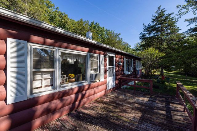 126 KINGS ACRE LN, Fort Valley, VA 22652