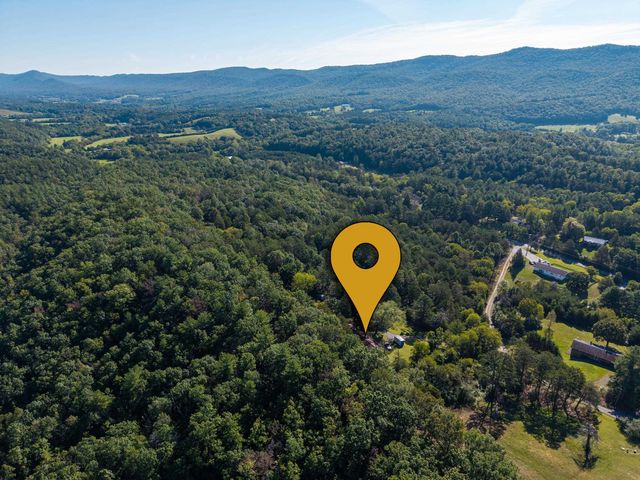 126 KINGS ACRE LN, Fort Valley, VA 22652