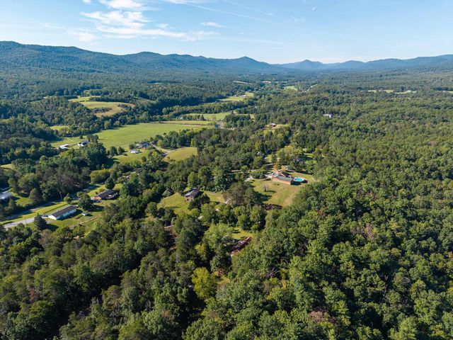 126 KINGS ACRE LN, Fort Valley, VA 22652