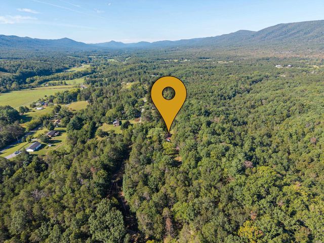 126 KINGS ACRE LN, Fort Valley, VA 22652