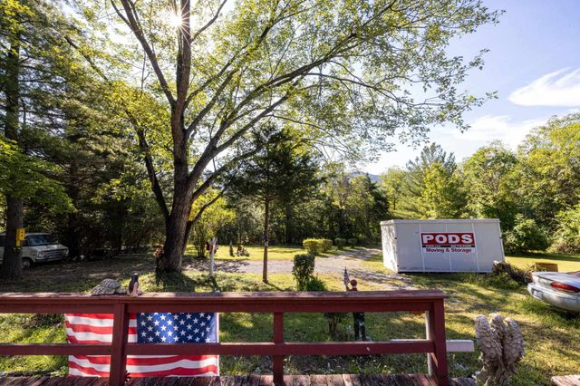 126 KINGS ACRE LN, Fort Valley, VA 22652