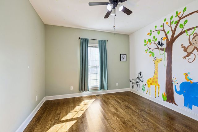 1602 Gordon Ln, Lawrenceburg, TN 38464