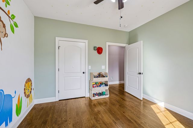 1602 Gordon Ln, Lawrenceburg, TN 38464