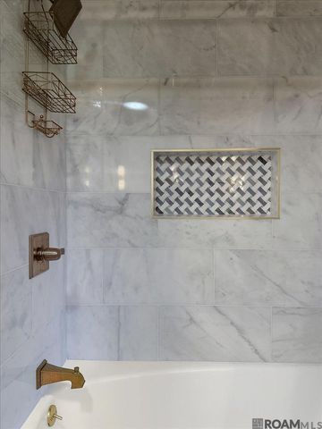 6717 Oak Cluster Dr, Greenwell Springs, LA 70739