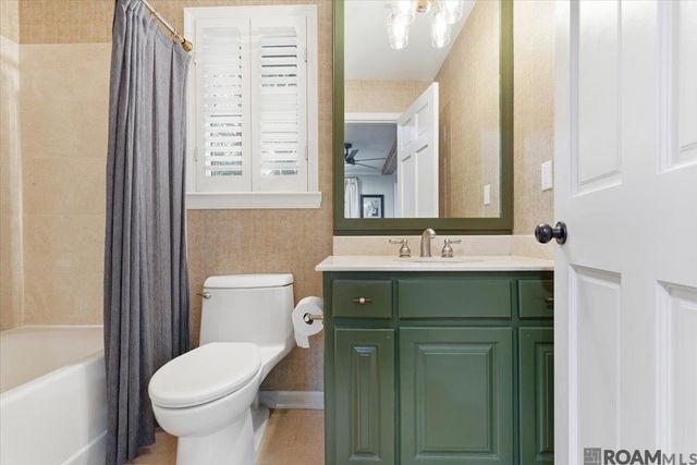 6717 Oak Cluster Dr, Greenwell Springs, LA 70739