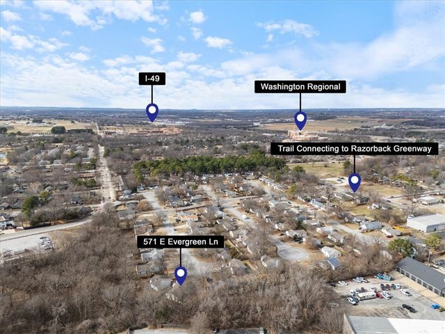 571 E Evergreen Lane, Fayetteville, AR 72703